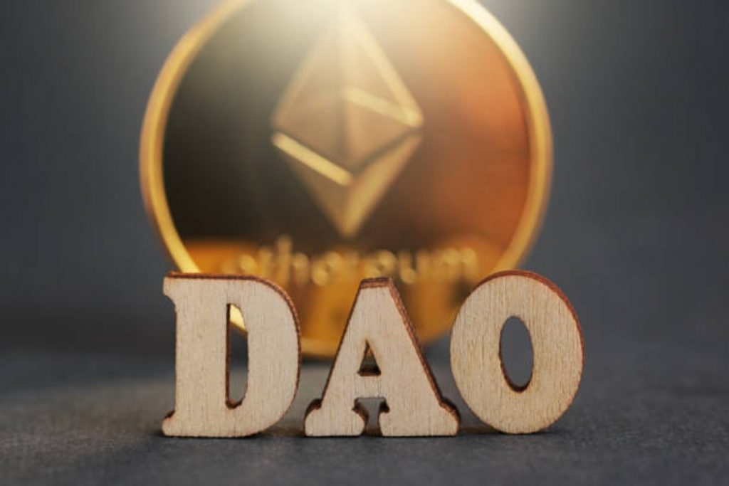 A Full Information to DAO (Decentralized Autonomous Group)